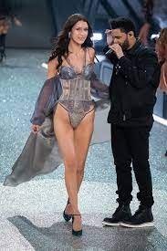Victoria secret dream zu günstigen preisen. Bella Hadid Thanks Ex Boyfriend The Weeknd Following Victoria S Secret Fashion Show Reunion