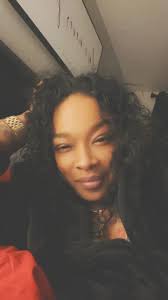 When u can't do nothing but stare and smile!! Good night my beloveds see  yall tomorrow #lesbiansoftiktok🌈 #40andup #fypシ゚viral #fyp  #fyppppppppppppppppppppppp #lesbian #lesbiansoftiktok #foryourpage #pretty  #p #pressure #💛 #afrolatina #texas ...