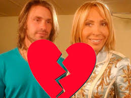 Tenemos 4 artículos con el tag ruptura laura bozzo y cristian zuárez. Tras Rompimiento Laura Bozzo Compartio Foto En Bikini La Verdad Noticias