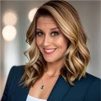 Jennifer Heinze's Instagram, Twitter & Facebook