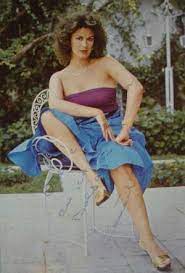 yesilcam in sevilen yildizi gulsen bubikoglu nun simdiki hali gorenleri sasirtiyor guzel oyuncunun bugunku halini ve moda stilleri unluler incelikle yaslanma