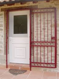 Grilles Fer Forge Pour Portes Recherche Google Grille Fer Forge Portes D Entree Contemporaines Portes En Fer