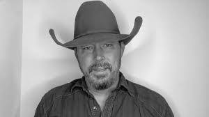 Shane Maze's Instagram, Twitter & Facebook