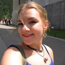 maya sullivan (@mayasully)