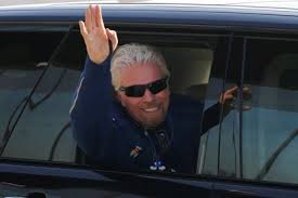 Nasa confirma que telescópio opera normalmente após ajustes. Richard Branson Regressa De Viagem Ao Espaco Em Nave Da Virgin Galactic Empresas Jornal De Negocios