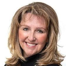 Jillian Bachman's Instagram, Twitter & Facebook