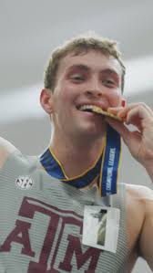 A Blake Harris masterclass 🏆, #GigEm // #AggieTF