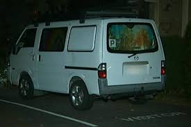 Kidnapping à la camionnette blanche: faut-il se méfier des rumeurs? -  Moustique