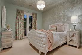 When designing a teen bedroom, consider current cool bedroom ideas as well as your teen's personal taste. Sassy And Sophisticated Teen And Tween Bedroom Ideas