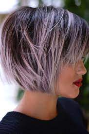 Carré courts 2019 | coiffure simple et facile. Carre Court Colore Avec Une Frange Cheveux Courts Cheveux Courts Meches Coupe De Cheveux Courte