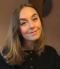 Josephine Bloch's Instagram, Twitter & Facebook