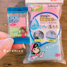 utonico on instagram ホンモノと一緒に撮るシリーズ キッチンスポンジ これはパッケージの女の人 スミちゃんが似てるだけ ホンモノっぽいものと一緒に撮るシリーズだな キッチンスポンジ スコッチブライト スミちゃん キッチン