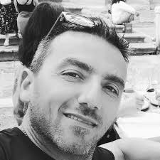 Per il 2025 fanno uscire "la Perla Nera" 😀