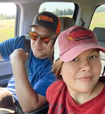 Looking for a leather worker for a stout sheath