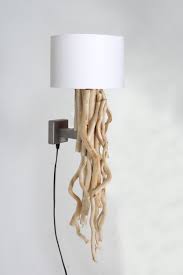 muur lamp met wit kapje www decoratietakken nl houten lamp muur lampen lampen