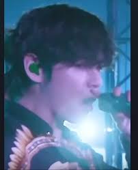 Just so we’re clear as a baby ARMY. I came in because of JK but I’m pretty  sure my bias is Taehyung. I am FULLY aware that most likely will change in  time. I’m no newcomer to boy bands. Only to K-Pop ...