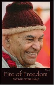 The Fire of Freedom, Volume 1 Satsang with Papaji : David Godman:  Amazon.in: Books