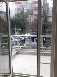 Bahçe katında bulunan üstü kapalı balkon. Katlanir Cam Balkon Kis Bahcesi Isleri 7k Dekorasyon Tadilat
