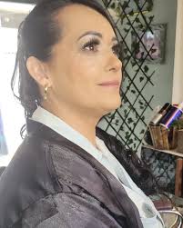 amanda care hair style (@barbeariaproenca_) • Instagram photos and videos