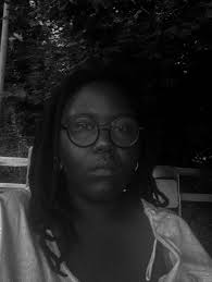 Who teaches sewing classes in MA?