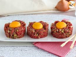 Steak Tartare De Bœuf Recette Ptitchef Recette Steak Tartare Alimentation Recette