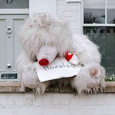 They were apparently kicked out by their mastandi for not paying r250 rent. 5 Small Things That Could Cause Your Landlord To Kick You Out