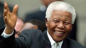 Rolihlahla mandela was born into the madiba clan in the village of mvezo, in the eastern cape, on 18 july 1918. 18 07 1918 Geburtstag Von Nelson Mandela Zeitzeichen Zeitzeichen Sendungen Wdr 5 Radio Wdr