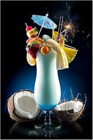 Ultimate Cocktail This Lookslike A Drink For The Beach Drinks Drinks Cocktails Cocktail Drinks