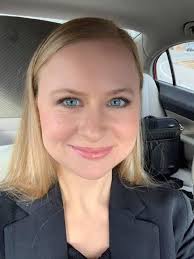 Photos of Ireland make my heart skip a beat. I would LOVE to see your  smiles. Would you post a picture of yourself in Ireland that makes you feel  good? Here's mine,