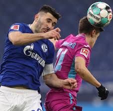 Ozil and kolasinac were notably attacked by a gang last month, with kolasinac at the time it seems the criminals are not content to stop there as ozil and kolasinac face major concerns over their safety. Mesut Ozil Attestiert Schalke 04 Aus Der Ferne Den Kolasinac Effekt Welt