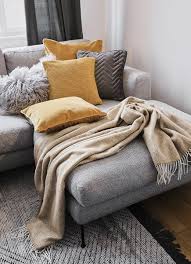 Senfgelbe Deko Mobel Kombinieren Westwingnow In 2020 Senf Wohnzimmer Zuhause Wohnung Wohnzimmer