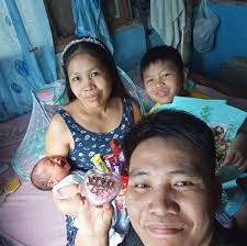 TAN-AWA: DILI MOMINUS 200 KA MGA SAKYANAN NASUNOG DIDTO SA PAGADIAN CITY  Mayo 3, 2024 Daw susama sa emperno ang gi kusgon sa sunog nga niigo sa  daghang mga sakyanan, segon pa