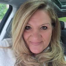 Hello, I'm looking to do an online abstract art course and wondered if  anyone could recommend one please? Tia