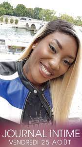 Dans cet opus, la chanteuse d'origine malienne nous fait découvrir son univers grâce à des titres mélangeant le r'n'b rt l'afrobeats. Aya Nakamura Journalintimechallenge Facebook