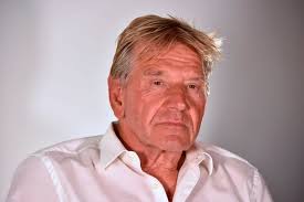 The millionaire supermarket boss who went from one small shop to a life of  luxury