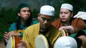 Robbi faj'alna minal akhyar ( ya allah jadikanlah kami termasuk orang pilihan ) رَبِّ فَجْعَلْنَا مِنَ الْاَخْيَارْ حَضَرْنَاعِنْدَمَا غِبْ نا وَتُلْنَا. Allah Allahu Robbi Fajalna Irbama Mp3 Video Mp4 3gp M Lagu123 Fun