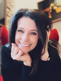 What kind of weather and clothing is needed for a trip to Maine in May?