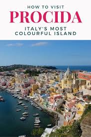 Consulta gli orari degli aliscafi per procida e prenota il tuo biglietto: Procida Travel Guide How To Visit Italy S Most Colourful Island Helen On Her Holidays