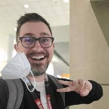 Richard Leamon's Instagram, Twitter & Facebook