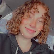 Amber Durrett's Instagram, Twitter & Facebook