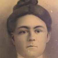 Emmett Bell's Instagram, Twitter & Facebook