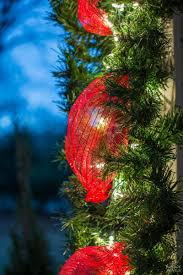 The right outdoor christmas decoration ideas can inspire your decor to be as wonderful as the most wonderful time of they year. Diy Christmas Decor From An Old Fake Xmas Tree The Navage Patch