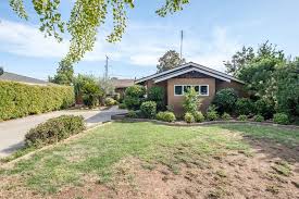 Home For Sale At 1733 W Harvard Fresno Ca 93705 215 000 Listing 528986 See Homes For Sale Information Schoo Fresno First Time Home Buyers House Styles