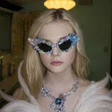 evie moon (eviemoon444)