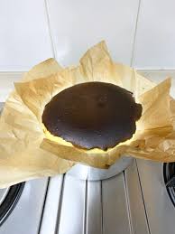 Basque Burnt Cheesecake In 2020 Food Cupcake Cakes Cheesecake