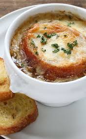 Recette Soupe A L Oignon Traditionnelle 750g Recette Soupe A L Oignon Recettes De Cuisine Recette Soupe
