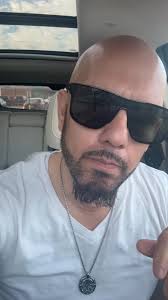 Andre M. Faria (@valeskanyc) • Instagram photos and videos