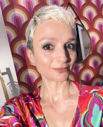 17 Maggio TSV @illamasqua su @qvc_italy canale 32 digitale terrestre oppure  475 Sky ! Il primo TSV del make-up inglese rivoluzionario e super  performante che rompe gli schemi! Un Make-up che FA