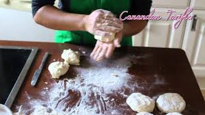 Annemin Patatesli Ankara Kol Boregi Borek Tarifleri Kol Boregi Nasil Yapilir Canandan Tarifler Youtube Koltuklar Tarifler Mutfak Aletleri