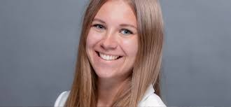 Amanda Reding's Instagram, Twitter & Facebook